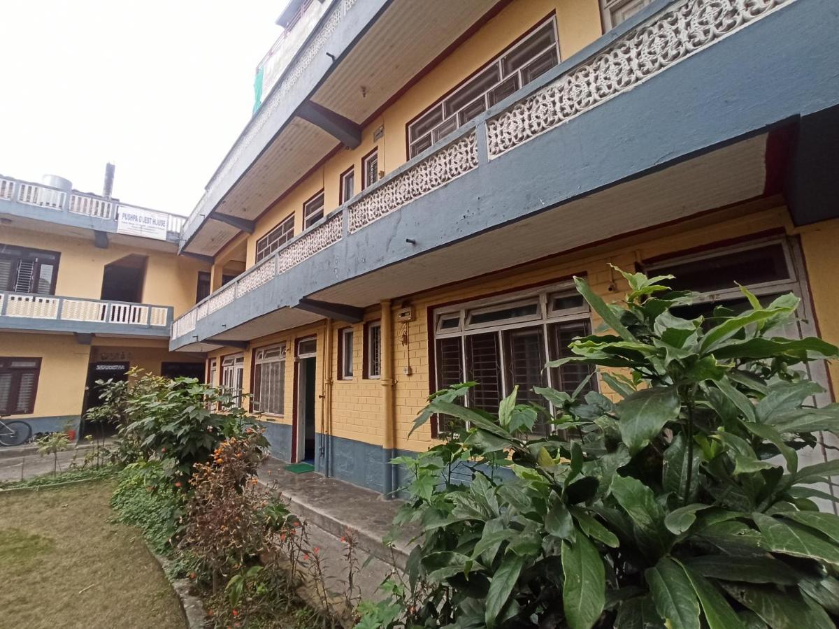 Pushpa Guest House Pokhara Exterior photo